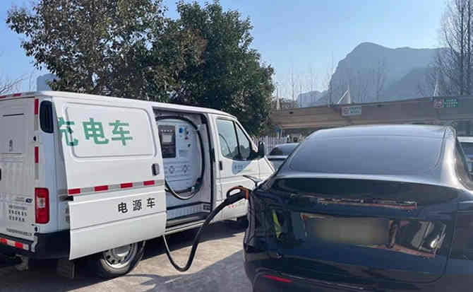 始兴汽车搭电